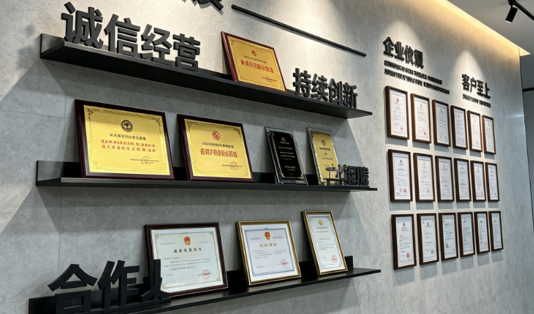 昆山工厂前厅品牌文化墙装修哪家靠谱？美好装饰形象空间规划，实地测量落地